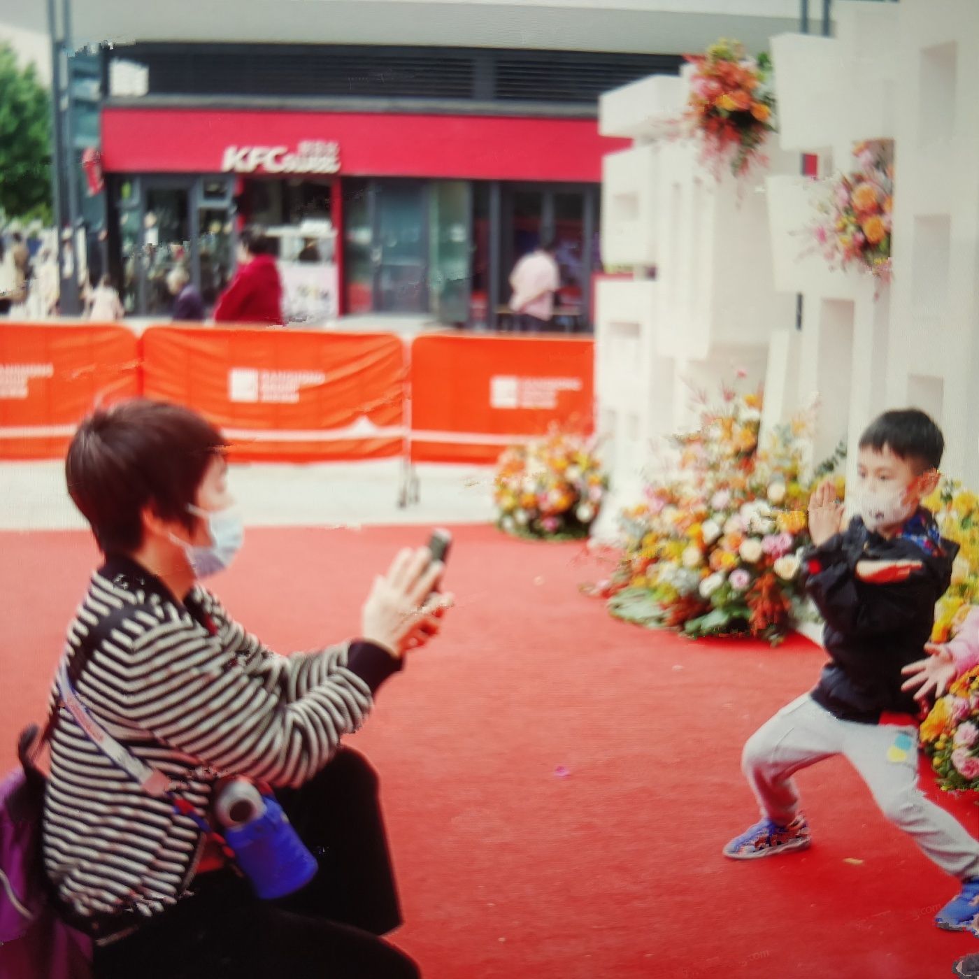 岗宏融湖盛景花园