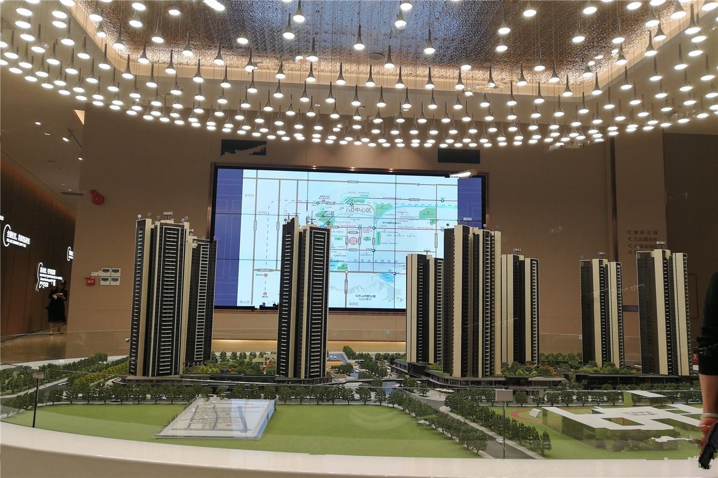东关珺府