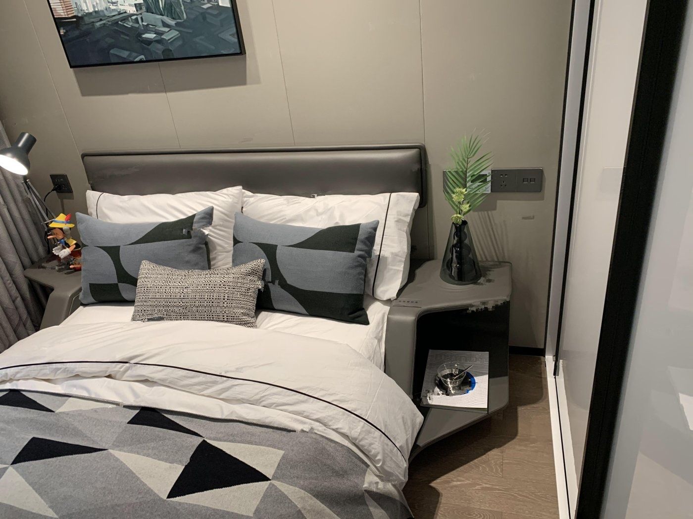 深国际万科和颂轩星空