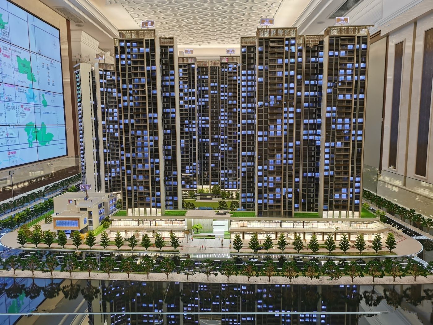 岗宏融湖盛景花园