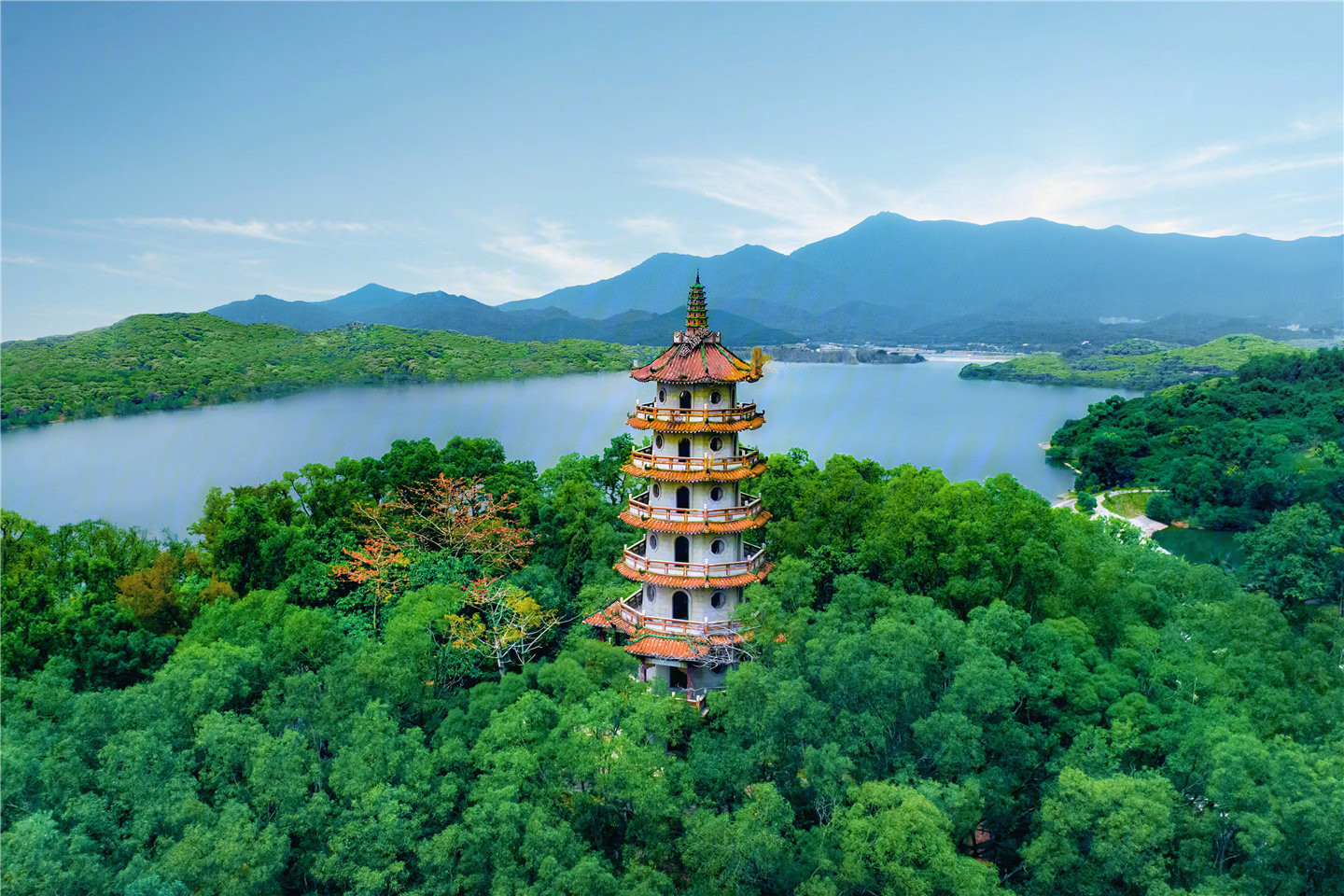 深铁阅山境花园